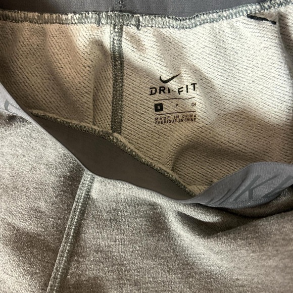 Nike Dri Fit Sportswear Jogger Sweatpants Fleece Gray Waist Band cotton size S - Picture 3 of 9